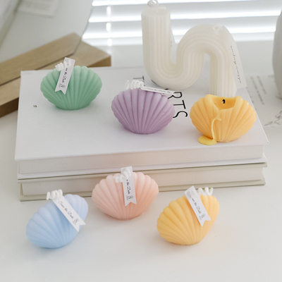 Les ornements Shell Aromatherapy Soy Wax Creative de cube en OEM d'Institut central des statistiques de MAISON d'AROME ont flairé des bougies pour la décoration à la maison de cadeau d'anniversaire