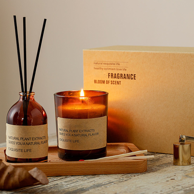 Le verre de marque de distributeur a flairé les bougies et l'ensemble de Reed Diffuser Home Fragrance Gift