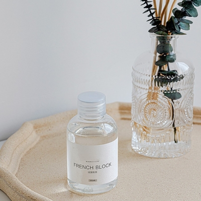 Diffuseur de roseau naturel 100ml de désodorisants de parfum de fleur en relief pour le bureau