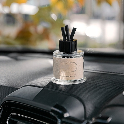 Le feu unique d'huile essentielle d'Aromatherapy de voiture de sens de parfum libre avec non le tapis de glissement