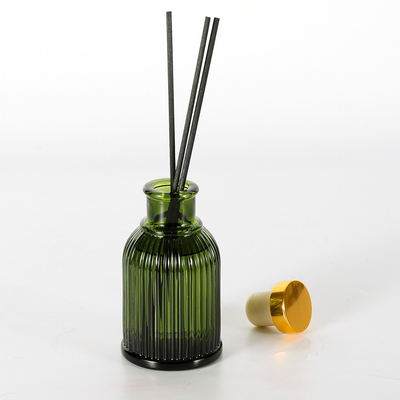 Bouteille en verre de parfum Reed Diffuser Private Label 100ml avec le couvercle en métal d'or