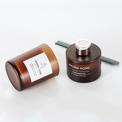 Ensemble de luxe de Brown Reed Diffuser Scented Candles Gift de pot en verre de parfum d'huile de Chaud-vente de MAISON d'AROME