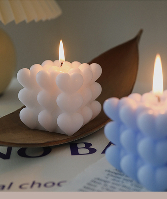 La bougie géométrique de bulle de cube en cire de soja d'Aromatherapy de cube en OEM Rubik d'Institut central des statistiques de MAISON d'AROME a flairé des bougies pour la décoration à la maison