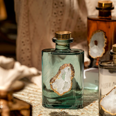 Bouteille fraîche Reed Diffuser en verre de parfum de pièce d'air de bureau d'huile essentielle d'Aromatherapy