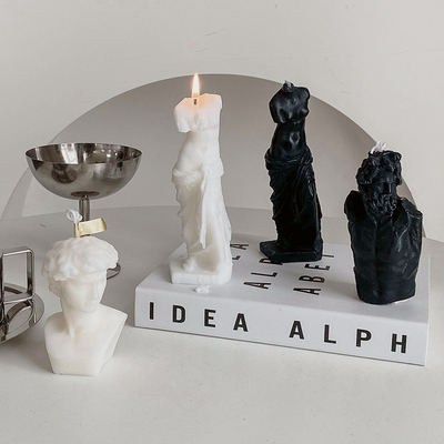 Le bougeoir de Venus Statue Roman Column Scented a adapté le style aux besoins du client européen