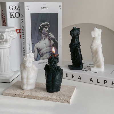 Le bougeoir de Venus Statue Roman Column Scented a adapté le style aux besoins du client européen