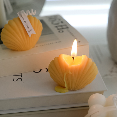Les ornements Shell Aromatherapy Soy Wax Creative de cube en OEM d'Institut central des statistiques de MAISON d'AROME ont flairé des bougies pour la décoration à la maison de cadeau d'anniversaire