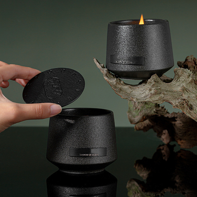 Pots en céramique de bougie de noir de cire de soja de région sauvage de cuvette de style de minimalisme avec la mèche en bois