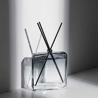 Bouteille à la maison en verre de Reed Diffuser Fragrance Perfume Crystal d'huile essentielle d'Aromatherapy