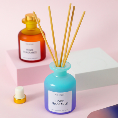 Fleur fraîche Reed Diffuser de bouteille en verre de chambre à coucher d'air de bouteille d'huile essentielle d'Aromatherapy