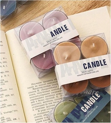 Le cadeau parfumé de bougie de tasse de fleur de cire cylindrique de thé a placé coloré pour la noce
