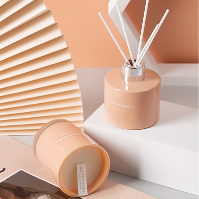Ensemble unique de boîte de Reed Diffuser Scented Candle Gift d'huile de parfum de MAISON d'AROME