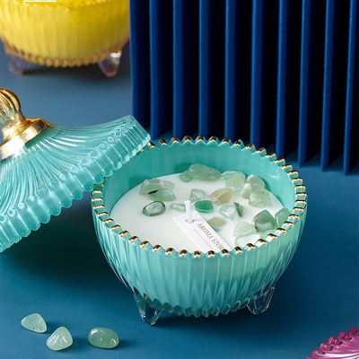 La cire mélangée d'usine a immortalisé la bougie faite sur commande d'Aromatherapy de tasse d'or de fleur faite main