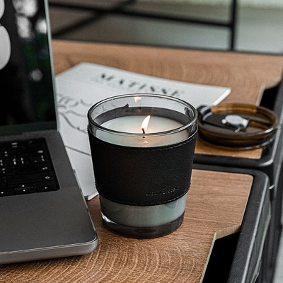 La cire en verre de luxe de soja de pot de café noir de MAISON d'AROME a flairé des bougies