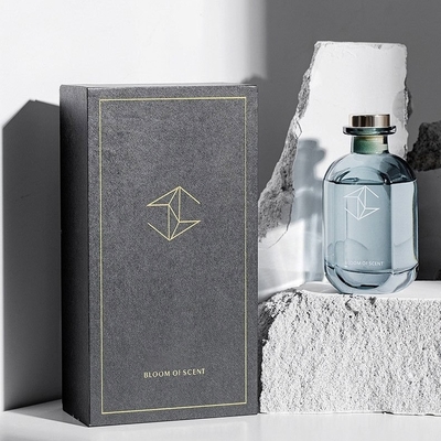 Huile française de Reed Diffuser With Natural Essential de bouteille en verre de boîte-cadeau de bâton de rotin de parfum