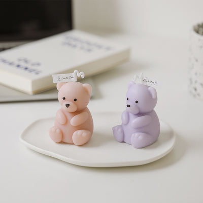 Bougie en forme d'ours en peluche faite à la main de décoration artisanale d'anniversaire parfumée