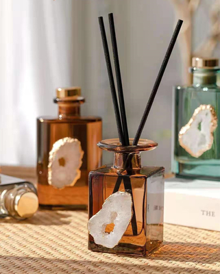 La MAISON Amber Crystal Essential Oil Reed Diffuser d'AROME place 180ml pour la chambre à coucher
