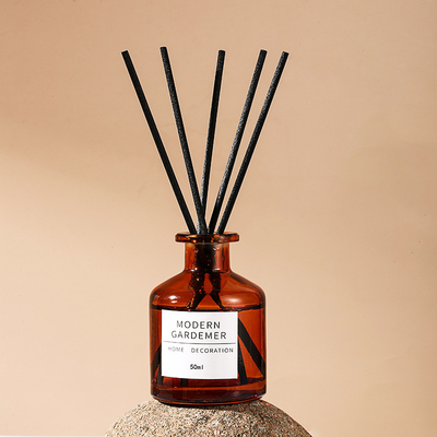 Le verre adapté aux besoins du client met l'hôtel en bouteille à la maison de décoration flairent Reed Diffuser 50ML