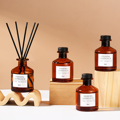 Le verre adapté aux besoins du client met l'hôtel en bouteille à la maison de décoration flairent Reed Diffuser 50ML