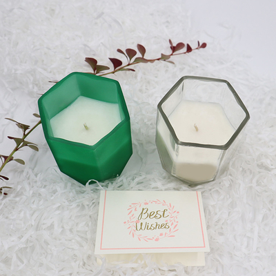Bougie parfumée de cire de soja de maison d'arome avec le pot adapté aux besoins du client de bougie d'hexagone pour la décoration à la maison