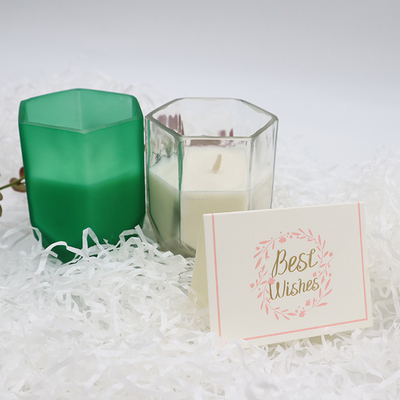 Bougie parfumée de cire de soja de maison d'arome avec le pot adapté aux besoins du client de bougie d'hexagone pour la décoration à la maison