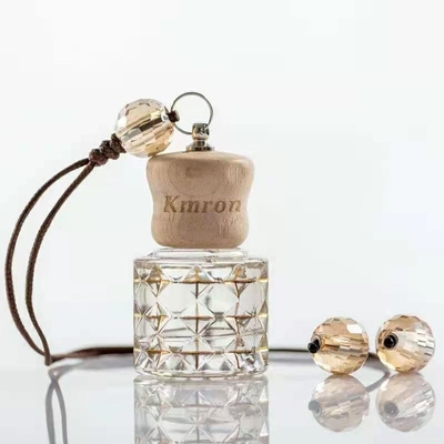 Parfum 2021 tubulaire d'huile de parfum de parfum de diffuseur de petite voiture de marque de distributeur pour la décoration