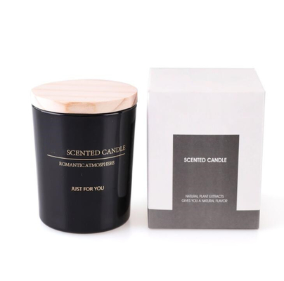Couvercle fait sur commande de Tin Scented Candle With Wooden de cire noire et blanche de soja de maison d'arome
