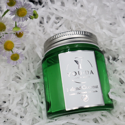 La cire de soja a flairé Mason Jar Candles Coconut Oil fait maison en verre vert