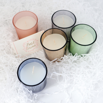 Bougie 2022 parfumée de cire en verre colorée simple de soja de maison d'arome