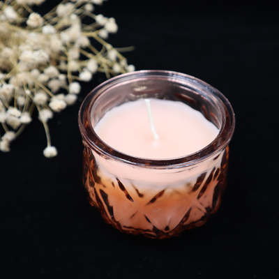 Bougie 2022 parfumée de cire en verre colorée de luxe de soja de maison d'arome