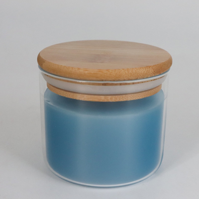 Bougie 2022 parfumée de cire en verre colorée de luxe de soja de maison d'arome avec le couvercle en bois