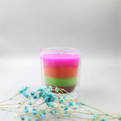 Bougie parfumée posée colorée de solide de paraffine de gradient de maison d'arome
