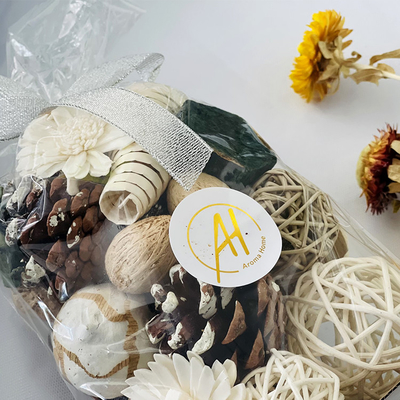 Le pot-pourri fait main 200g d'arome a flairé les fleurs et les écrous secs