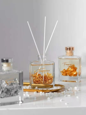 Cannelle de Noël Reed Diffuser Perfume 120ml avec l'aluminium d'argent d'or