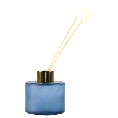 Odeur parfumée blanche bleue de Capri Reed Diffuser In Rose And Oud