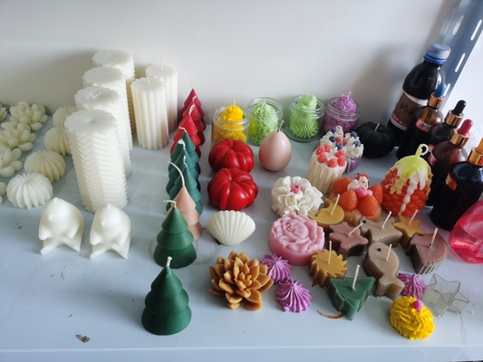 Différentes formes adaptées aux besoins du client de Shell Flower Paraffin Wax Candle