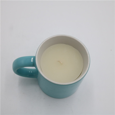 La tasse de thé ronde bleue brillante de maison d'arome a flairé la bougie en céramique 5.5oz de soja