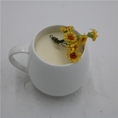 La bougie en céramique de tasse de thé de cire de soja a flairé Matte White Round 6oz